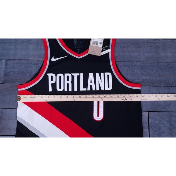 NIKE Portland Blazers Vaporknit Damian Lillard Authentic Jersey Mens MEDIUM 44 - Picture 7 of 8
